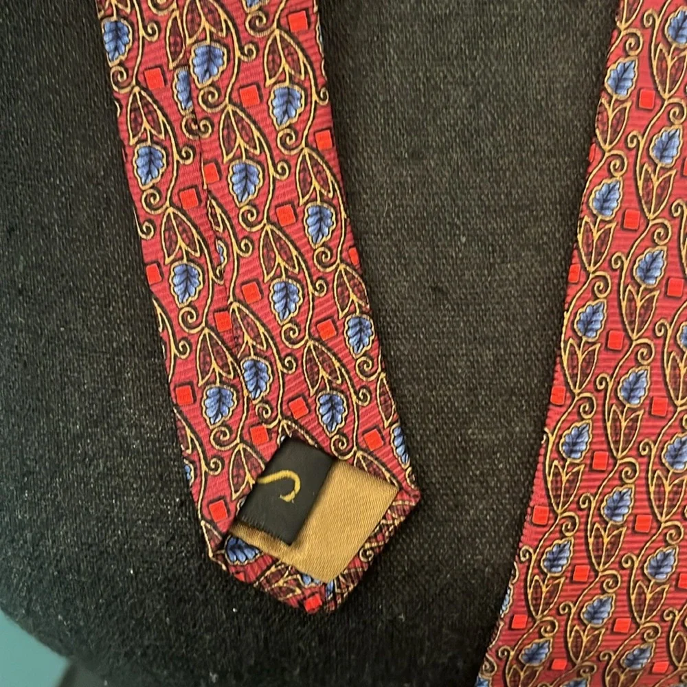 Robert Talbott Studio Red and Blue Floral Vine Silk Tie